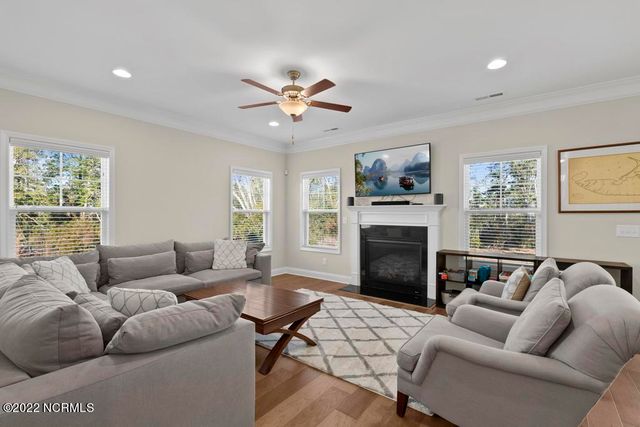 906 Needlerush Road, Sneads Ferry, NC 28460
