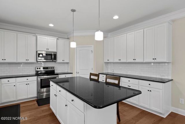 906 Needlerush Road, Sneads Ferry, NC 28460