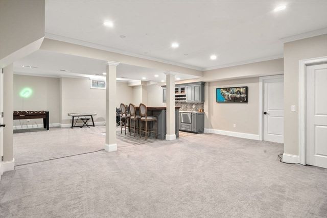 11 Briarwood Dr, Westwood, MA 02090