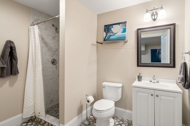 11 Briarwood Dr, Westwood, MA 02090