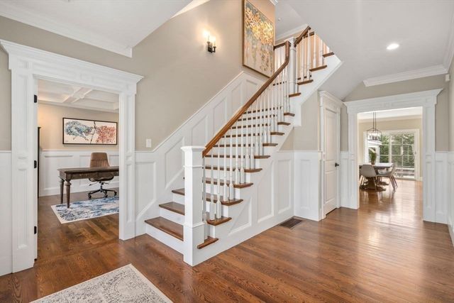 11 Briarwood Dr, Westwood, MA 02090