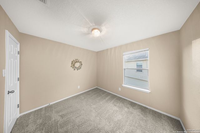 10231 Roseangel Ln, Helotes, TX 78023