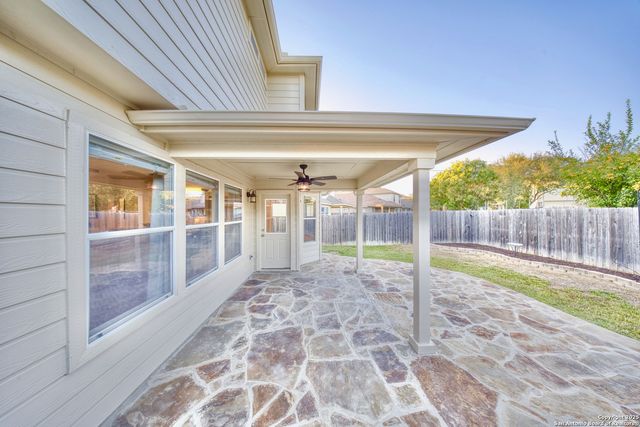 10231 Roseangel Ln, Helotes, TX 78023