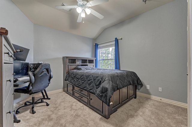 11 N French Oaks Circle, The Woodlands, TX 77382