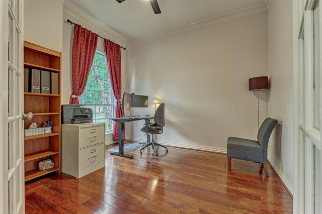 11 N French Oaks Circle, The Woodlands, TX 77382