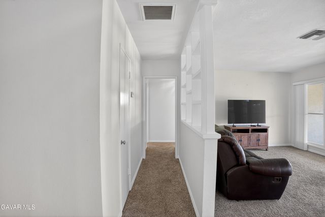 9024 Woodale Avenue, Arleta, CA 91331