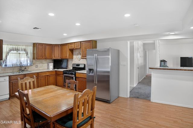 9024 Woodale Avenue, Arleta, CA 91331