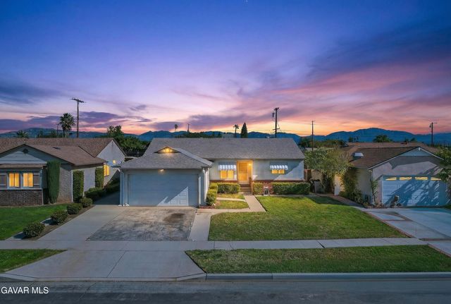 9024 Woodale Avenue, Arleta, CA 91331