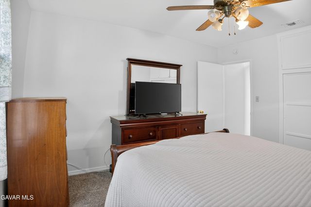 9024 Woodale Avenue, Arleta, CA 91331