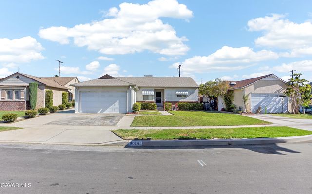 9024 Woodale Avenue, Arleta, CA 91331