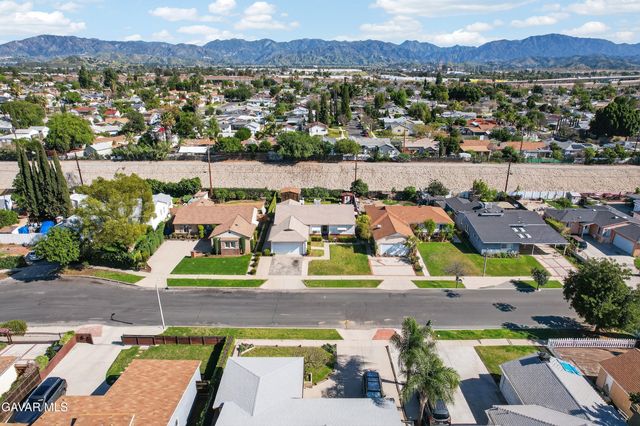 9024 Woodale Avenue, Arleta, CA 91331