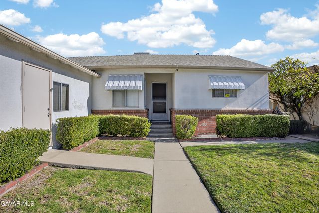 9024 Woodale Avenue, Arleta, CA 91331