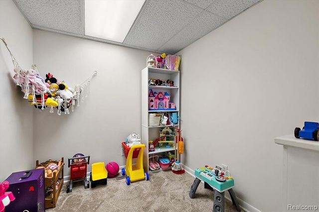 7710 Richardson Road, West Bloomfield, MI 48323