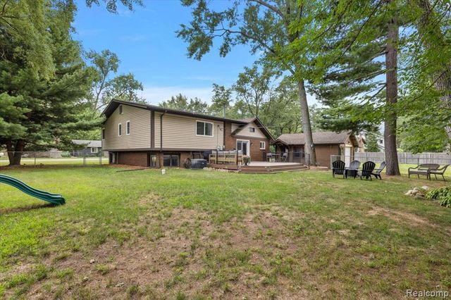 7710 Richardson Road, West Bloomfield, MI 48323