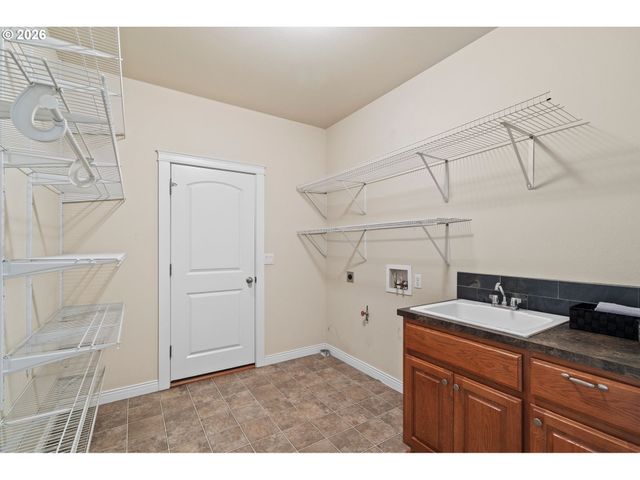 104 Nw 104TH Cir, Vancouver, WA 98685