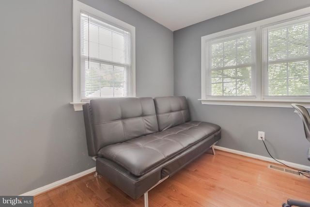 4871 NASH DR, Fairfax, VA 22032