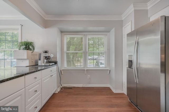 4871 NASH DR, Fairfax, VA 22032