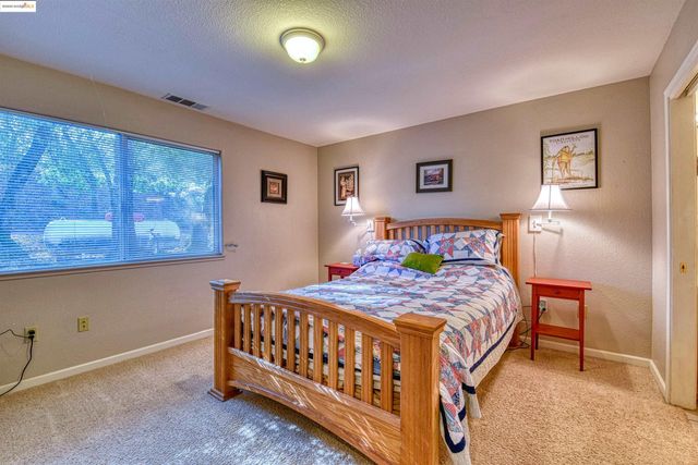 12908 Green Valley Cr, Groveland, CA 95321