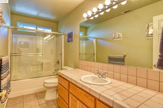 12908 Green Valley Cr, Groveland, CA 95321