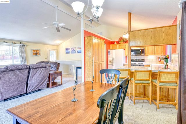 12908 Green Valley Cr, Groveland, CA 95321