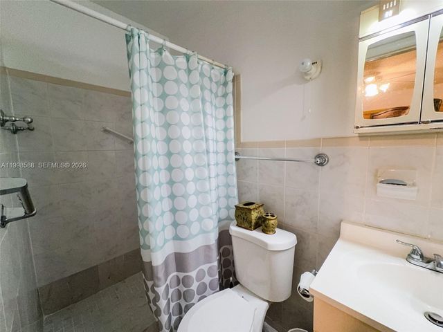 3420 SW 104th Ave ., Miami, FL 33165