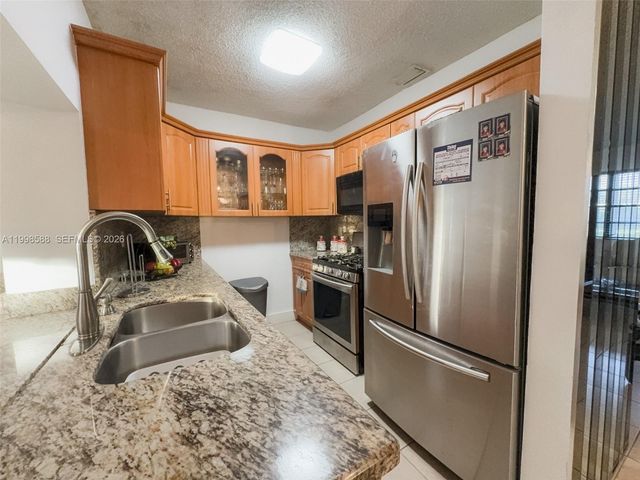 3420 SW 104th Ave ., Miami, FL 33165