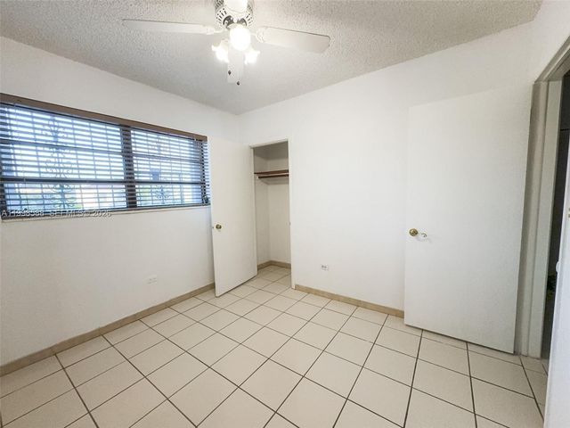 3420 SW 104th Ave ., Miami, FL 33165