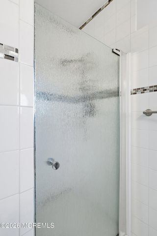 40 Seabreeze Way, Keansburg, NJ 07734