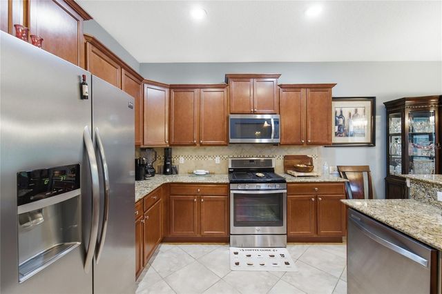 212 GRANADA LANE, Davenport, FL 33837