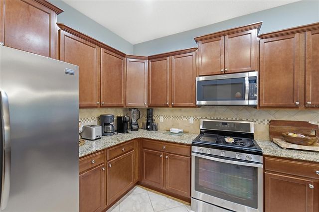 212 GRANADA LANE, Davenport, FL 33837