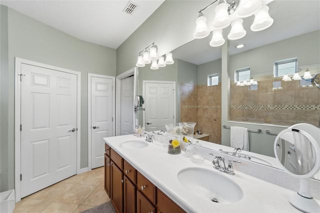 212 GRANADA LANE, Davenport, FL 33837