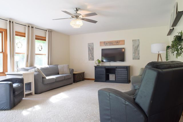 8801 Somerset Road, Thornville, OH 43076