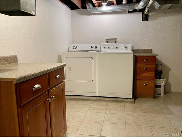 1233 Cook St, Denver, CO 80206