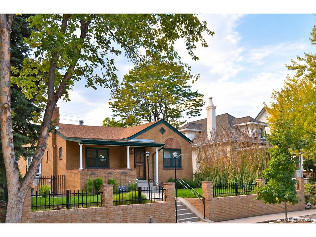 1233 Cook St, Denver, CO 80206