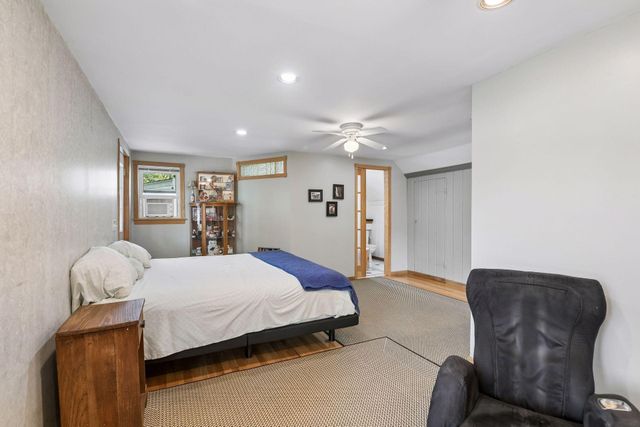 2908 Hampshire Avenue S, Saint Louis Park, MN 55426