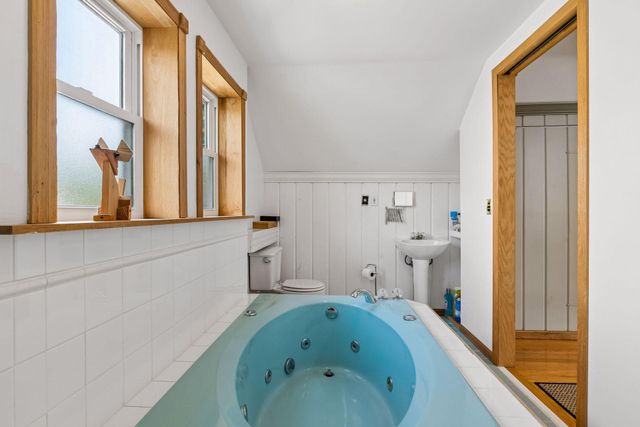 2908 Hampshire Avenue S, Saint Louis Park, MN 55426