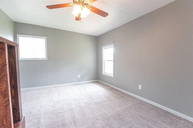 121 W Stonecastle DR, Granite Shoals, TX 78654