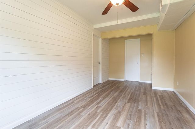 121 W Stonecastle DR, Granite Shoals, TX 78654