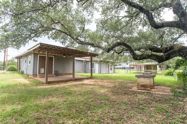 121 W Stonecastle DR, Granite Shoals, TX 78654