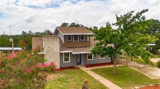 121 W Stonecastle DR, Granite Shoals, TX 78654