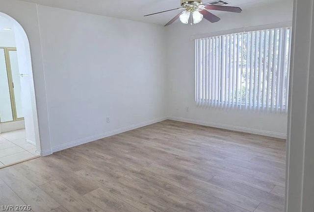 1022 Lone Pine River Avenue, Henderson, NV 89002