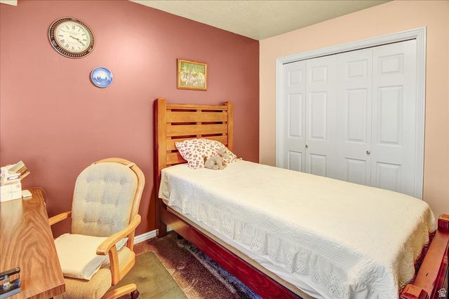 1069 E 5600 S, South Ogden, UT 84405