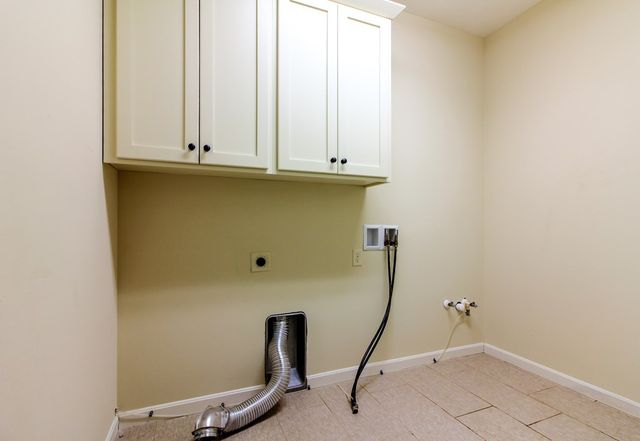 1576 S Bridgewater Way, Mansfield, OH 44906