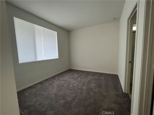 913 E 2nd Street, Santa Ana, CA 92701