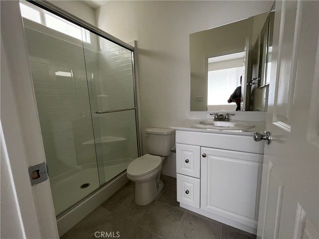 913 E 2nd Street, Santa Ana, CA 92701