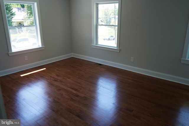 111 MOHICAN DR, Oxon Hill, MD 20745