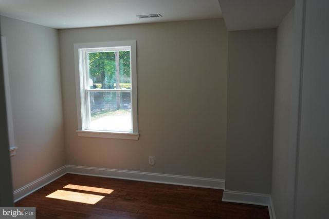 111 MOHICAN DR, Oxon Hill, MD 20745