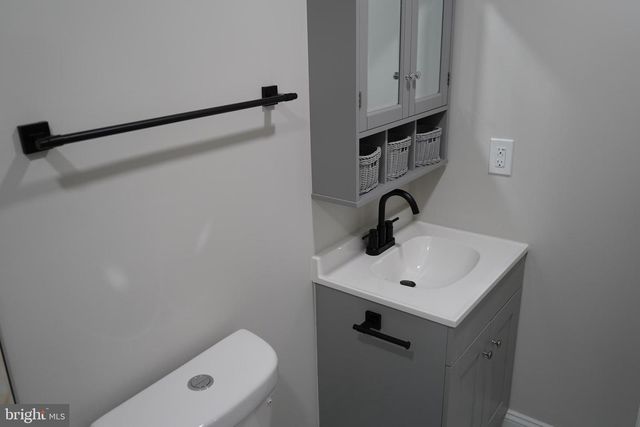 111 MOHICAN DR, Oxon Hill, MD 20745