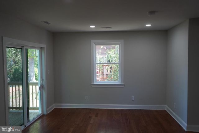 111 MOHICAN DR, Oxon Hill, MD 20745
