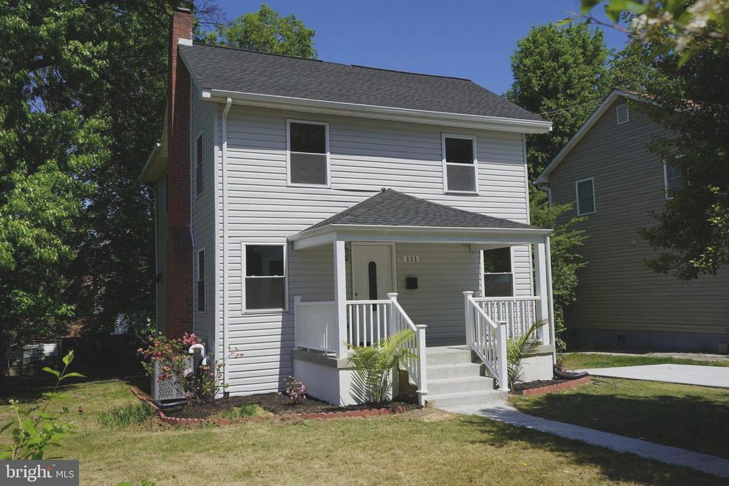 111 MOHICAN DR, Oxon Hill, MD 20745